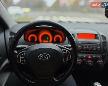 Киа Сид 2008 в Бердичеве на Automoto.ua Черный Киа Сид, объемом двигателя 1.4 л и пробегом 167 тыс. км за 4500 $, фото 1 на Automoto.ua