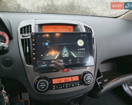 Чорний Кіа Сід, об'ємом двигуна 1.6 л та пробігом 216 тис. км за 6500 $, фото 16 на Automoto.ua