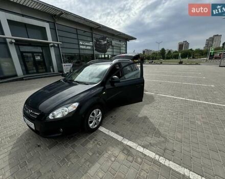 Черный Киа Сид, объемом двигателя 1.6 л и пробегом 235 тыс. км за 5300 $, фото 6 на Automoto.ua