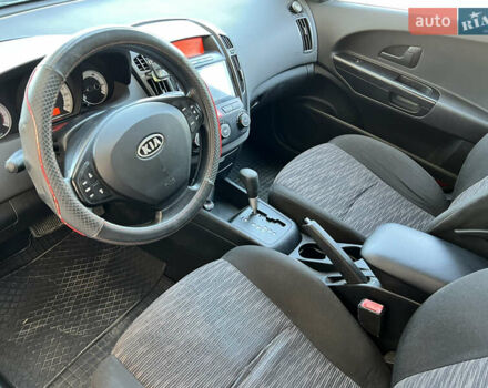 Черный Киа Сид, объемом двигателя 1.59 л и пробегом 229 тыс. км за 6699 $, фото 5 на Automoto.ua