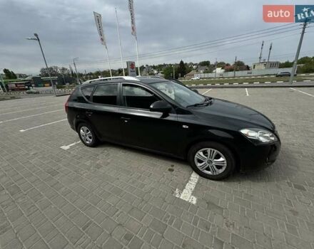 Черный Киа Сид, объемом двигателя 1.6 л и пробегом 235 тыс. км за 5300 $, фото 3 на Automoto.ua