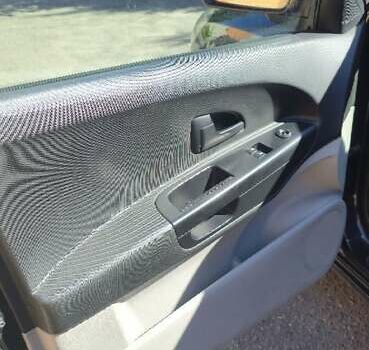 Черный Киа Сид, объемом двигателя 1.6 л и пробегом 199 тыс. км за 5500 $, фото 5 на Automoto.ua