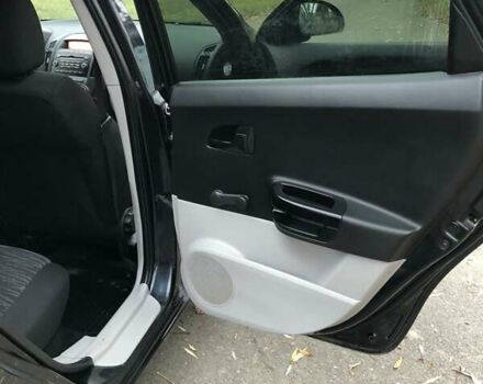 Черный Киа Сид, объемом двигателя 1.4 л и пробегом 181 тыс. км за 4450 $, фото 9 на Automoto.ua