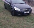 Черный Киа Сид, объемом двигателя 1.4 л и пробегом 230 тыс. км за 5550 $, фото 1 на Automoto.ua