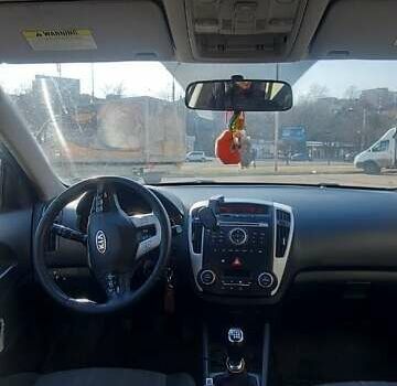 Черный Киа Сид, объемом двигателя 1.58 л и пробегом 307 тыс. км за 6000 $, фото 6 на Automoto.ua