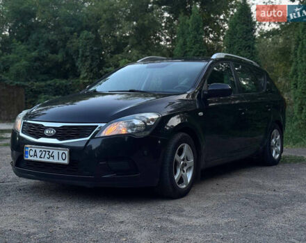 Киа Сид 2009 в Каменке на Automoto.ua Черный Киа Сид, объемом двигателя 1.58 л и пробегом 200 тыс. км за 6300 $, фото 1 на Automoto.ua