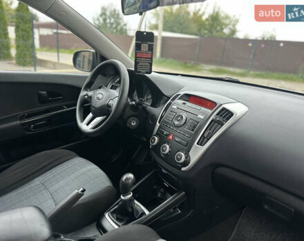 Черный Киа Сид, объемом двигателя 1.4 л и пробегом 224 тыс. км за 6200 $, фото 43 на Automoto.ua