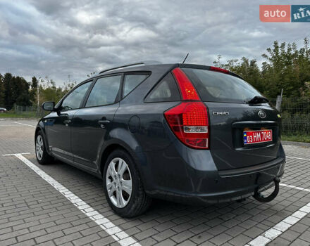 Черный Киа Сид, объемом двигателя 1.4 л и пробегом 221 тыс. км за 5350 $, фото 3 на Automoto.ua