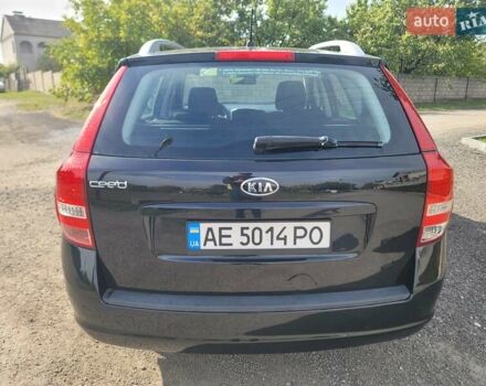 Чорний Кіа Сід, об'ємом двигуна 1.4 л та пробігом 212 тис. км за 6200 $, фото 5 на Automoto.ua