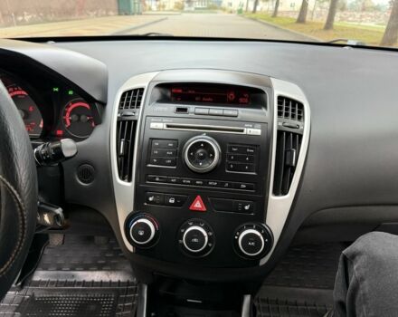 Киа Сид 2009 в Житомире на Automoto.ua Черный Киа Сид, объемом двигателя 1.6 л и пробегом 309 тыс. км за 5800 $, фото 14 на Automoto.ua