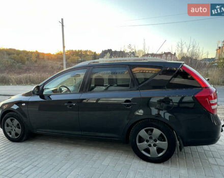 Киа Сид 2009 в Тернополе на Automoto.ua Черный Киа Сид, объемом двигателя 1.6 л и пробегом 239 тыс. км за 5499 $, фото 11 на Automoto.ua