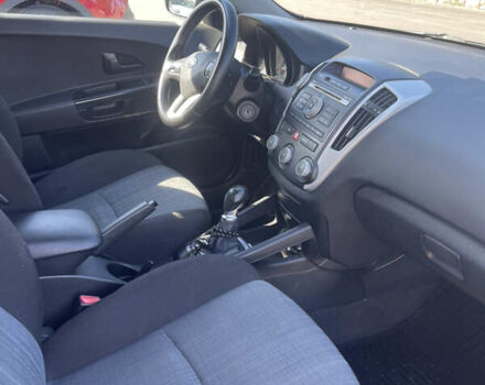 Чорний Кіа Сід, об'ємом двигуна 1.4 л та пробігом 211 тис. км за 5900 $, фото 14 на Automoto.ua