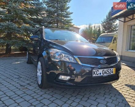 Черный Киа Сид, объемом двигателя 1.4 л и пробегом 210 тыс. км за 5300 $, фото 4 на Automoto.ua