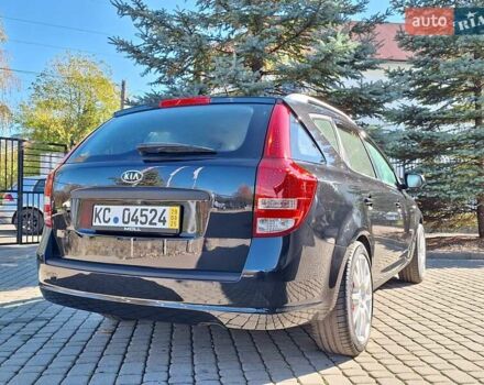 Черный Киа Сид, объемом двигателя 1.4 л и пробегом 210 тыс. км за 5300 $, фото 15 на Automoto.ua