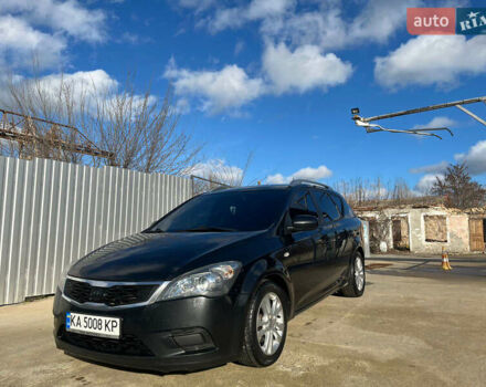 Черный Киа Сид, объемом двигателя 1.6 л и пробегом 285 тыс. км за 6100 $, фото 4 на Automoto.ua