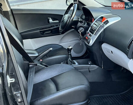 Киа Сид 2009 в Тернополе на Automoto.ua Черный Киа Сид, объемом двигателя 1.6 л и пробегом 239 тыс. км за 5499 $, фото 61 на Automoto.ua