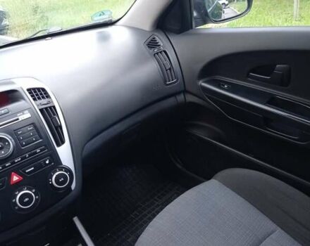 Черный Киа Сид, объемом двигателя 0 л и пробегом 167 тыс. км за 5999 $, фото 24 на Automoto.ua