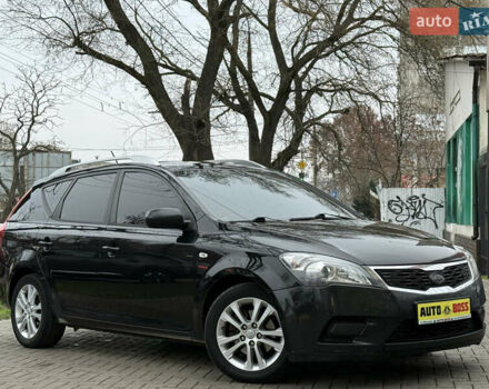 Черный Киа Сид, объемом двигателя 1.59 л и пробегом 285 тыс. км за 6500 $, фото 4 на Automoto.ua