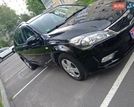 Черный Киа Сид, объемом двигателя 0 л и пробегом 167 тыс. км за 5999 $, фото 4 на Automoto.ua