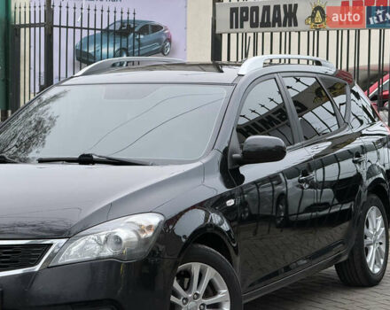 Черный Киа Сид, объемом двигателя 1.59 л и пробегом 285 тыс. км за 6500 $, фото 2 на Automoto.ua