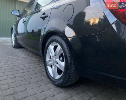 Чорний Кіа Сід, об'ємом двигуна 1.4 л та пробігом 207 тис. км за 5850 $, фото 17 на Automoto.ua