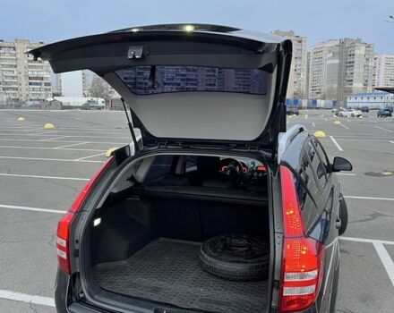 Чорний Кіа Сід, об'ємом двигуна 1.4 л та пробігом 234 тис. км за 6000 $, фото 11 на Automoto.ua