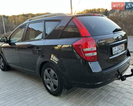 Киа Сид 2009 в Тернополе на Automoto.ua Черный Киа Сид, объемом двигателя 1.6 л и пробегом 239 тыс. км за 5499 $, фото 14 на Automoto.ua