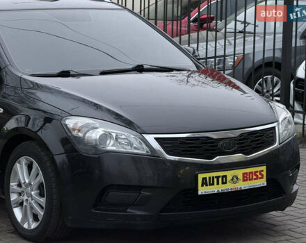 Черный Киа Сид, объемом двигателя 1.59 л и пробегом 285 тыс. км за 6500 $, фото 8 на Automoto.ua