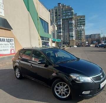 Черный Киа Сид, объемом двигателя 1.58 л и пробегом 307 тыс. км за 6000 $, фото 2 на Automoto.ua