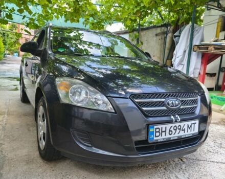 Черный Киа Сид, объемом двигателя 1.4 л и пробегом 190 тыс. км за 6300 $, фото 2 на Automoto.ua