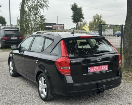 Черный Киа Сид, объемом двигателя 1.4 л и пробегом 224 тыс. км за 6200 $, фото 3 на Automoto.ua
