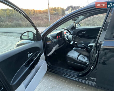 Киа Сид 2009 в Тернополе на Automoto.ua Черный Киа Сид, объемом двигателя 1.6 л и пробегом 239 тыс. км за 5499 $, фото 37 на Automoto.ua