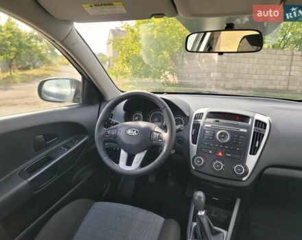 Чорний Кіа Сід, об'ємом двигуна 1.4 л та пробігом 212 тис. км за 6200 $, фото 15 на Automoto.ua