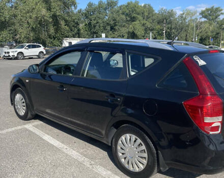 Чорний Кіа Сід, об'ємом двигуна 1.4 л та пробігом 211 тис. км за 5900 $, фото 5 на Automoto.ua