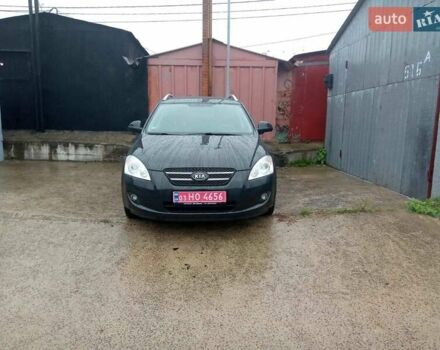 Черный Киа Сид, объемом двигателя 1.4 л и пробегом 170 тыс. км за 5350 $, фото 1 на Automoto.ua