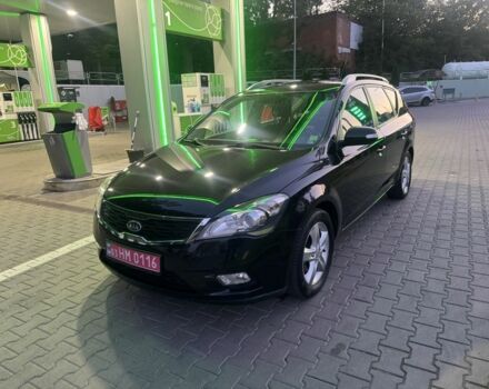 Черный Киа Сид, объемом двигателя 1.6 л и пробегом 244 тыс. км за 7800 $, фото 2 на Automoto.ua