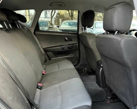 Черный Киа Сид, объемом двигателя 1.4 л и пробегом 209 тыс. км за 6490 $, фото 12 на Automoto.ua