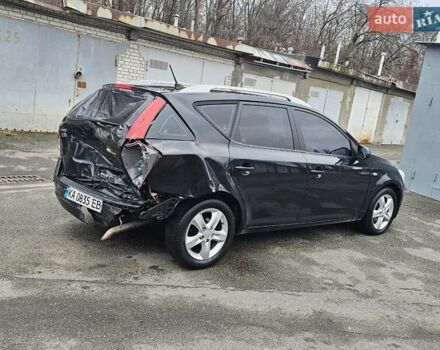 Черный Киа Сид, объемом двигателя 1.58 л и пробегом 200 тыс. км за 3600 $, фото 8 на Automoto.ua