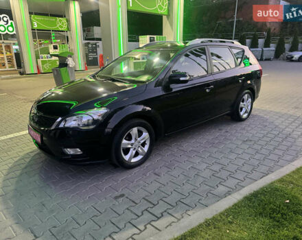 Черный Киа Сид, объемом двигателя 1.59 л и пробегом 244 тыс. км за 7800 $, фото 1 на Automoto.ua