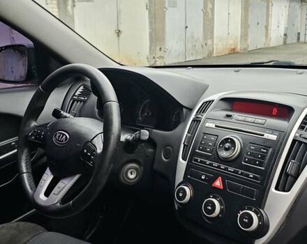 Черный Киа Сид, объемом двигателя 1.58 л и пробегом 200 тыс. км за 3499 $, фото 14 на Automoto.ua