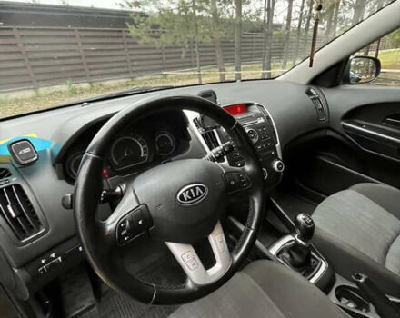 Чорний Кіа Сід, об'ємом двигуна 1.6 л та пробігом 286 тис. км за 6300 $, фото 12 на Automoto.ua