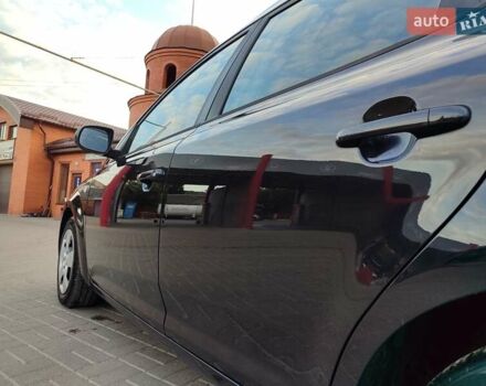 Чорний Кіа Сід, об'ємом двигуна 1.4 л та пробігом 195 тис. км за 5999 $, фото 3 на Automoto.ua