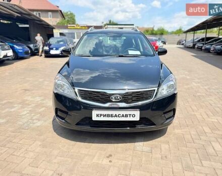 Черный Киа Сид, объемом двигателя 1.4 л и пробегом 182 тыс. км за 6700 $, фото 1 на Automoto.ua