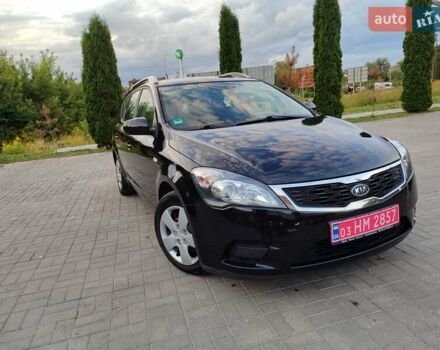 Чорний Кіа Сід, об'ємом двигуна 1.4 л та пробігом 195 тис. км за 5999 $, фото 8 на Automoto.ua