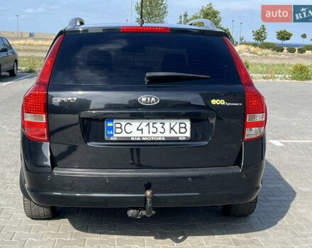 Черный Киа Сид, объемом двигателя 1.58 л и пробегом 278 тыс. км за 6500 $, фото 5 на Automoto.ua