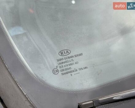 Черный Киа Сид, объемом двигателя 1.4 л и пробегом 220 тыс. км за 5950 $, фото 7 на Automoto.ua