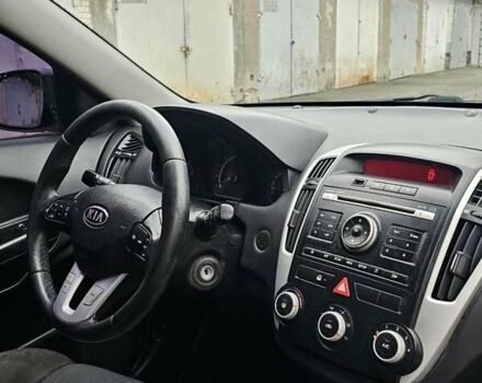 Чорний Кіа Сід, об'ємом двигуна 1.58 л та пробігом 200 тис. км за 3800 $, фото 12 на Automoto.ua