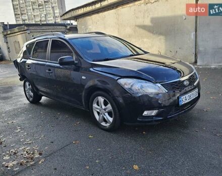 Черный Киа Сид, объемом двигателя 1.58 л и пробегом 200 тыс. км за 4000 $, фото 5 на Automoto.ua