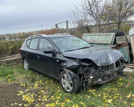Киа Сид 2010 в Ильинцах на Automoto.ua Черный Киа Сид, объемом двигателя 0 л и пробегом 400 тыс. км за 998 $, фото 6 на Automoto.ua