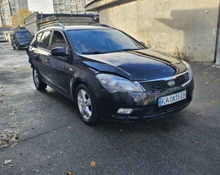 Черный Киа Сид, объемом двигателя 1.6 л и пробегом 200 тыс. км за 4200 $, фото 6 на Automoto.ua